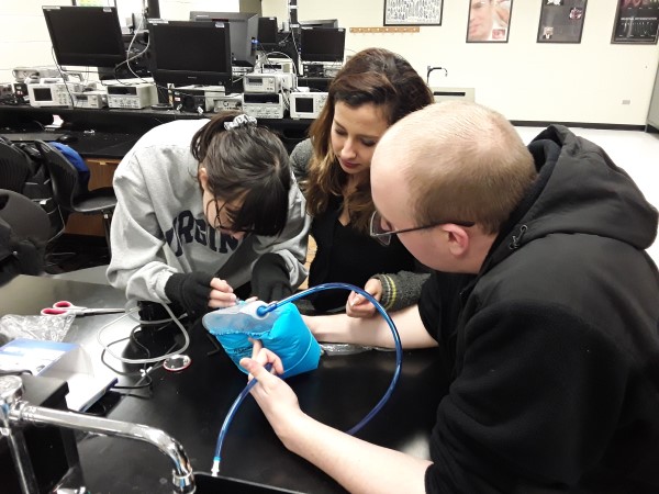 Bioengineering students work on creating hydration assistive device