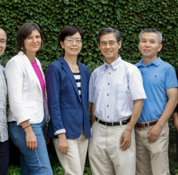 University of Illinois Chicago College of Engineering professors for the Center for Bioninformatics and Quantitative Biology. They are (L-R) Zhangli Peng, Beatriz Penalver Bernabe, Yang Dai, Jie Liang, Ao Ma, Meishan Lin.
                  