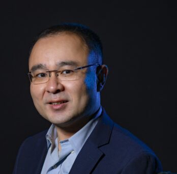Zhangli Peng, an assistant professor in the Richard and Loan Hill Department of Biomedical Engineering
                  