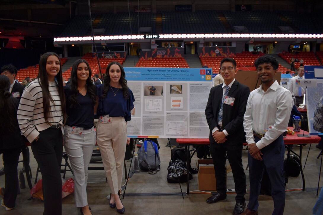 Citlally Santacruz, Aarushi Arora, Reem Allam, Jerwyn Castillo, and Jacob Devadas explain their research about hydration sensors for individuals with ostomies.