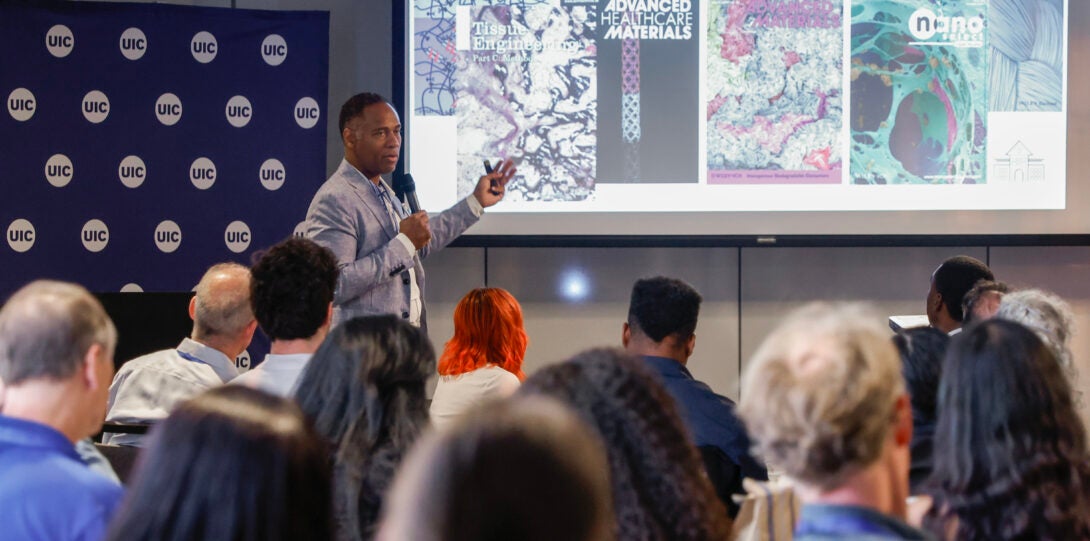 Rising BME Scholars Regional Conference plenary speaker Guillermo Ameer of Northwestern University presents.