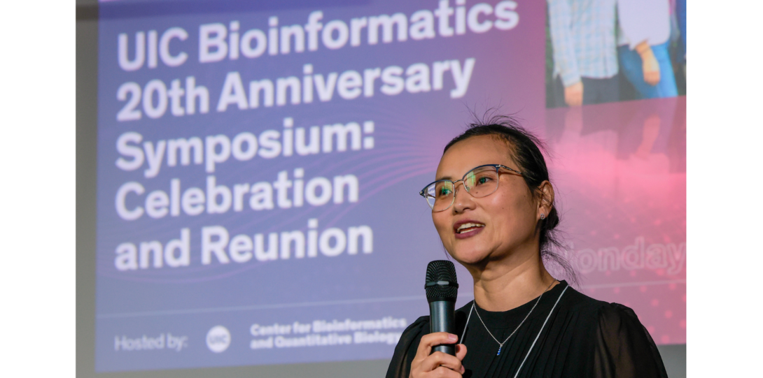 Clinical Assistant Professor Meishan Lin welcomes those who attended the UIC Bioinformatics 20th anniversary symposium