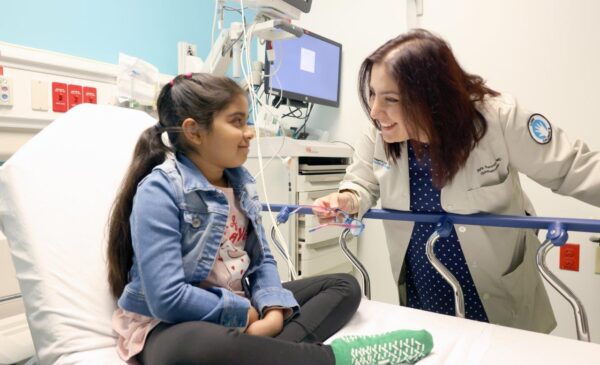 Safa Rahmani, a Lurie Children’s pediatric retina specialist and UIC BME alumna