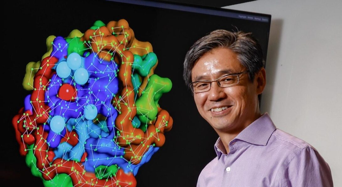 Director of the Center for Bioinformatics and Quantitative Biology Jie Liang